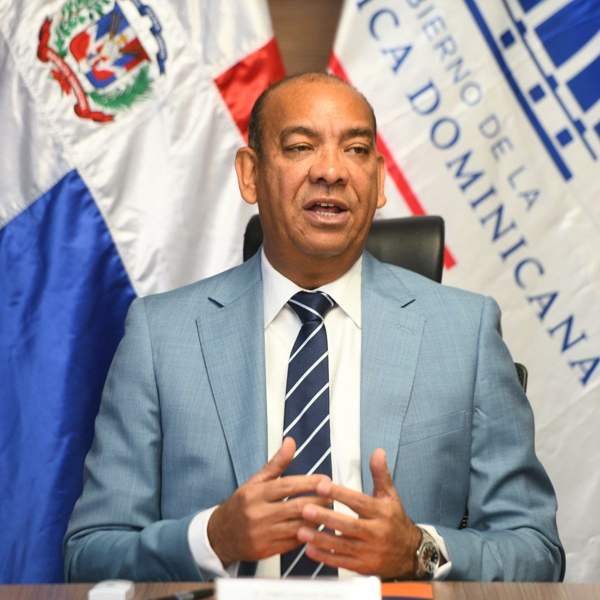 Titular del MOPC anuncia construcción de 800 viviendas con cerca de RD$1,000 MM