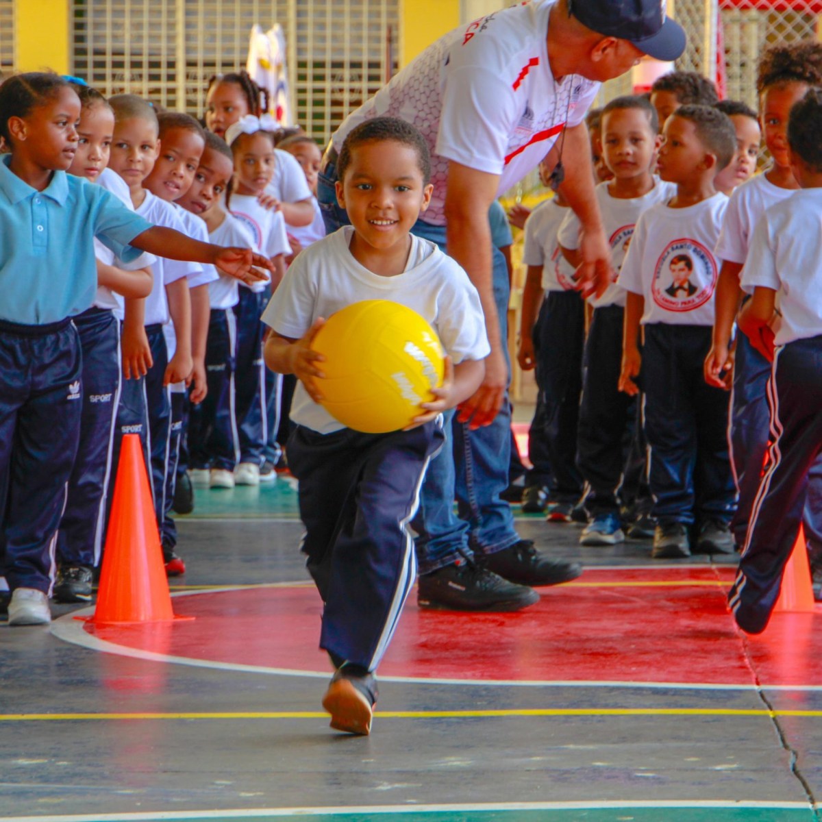 INEFI lleva diversión y utilería deportiva a Las Cañitas