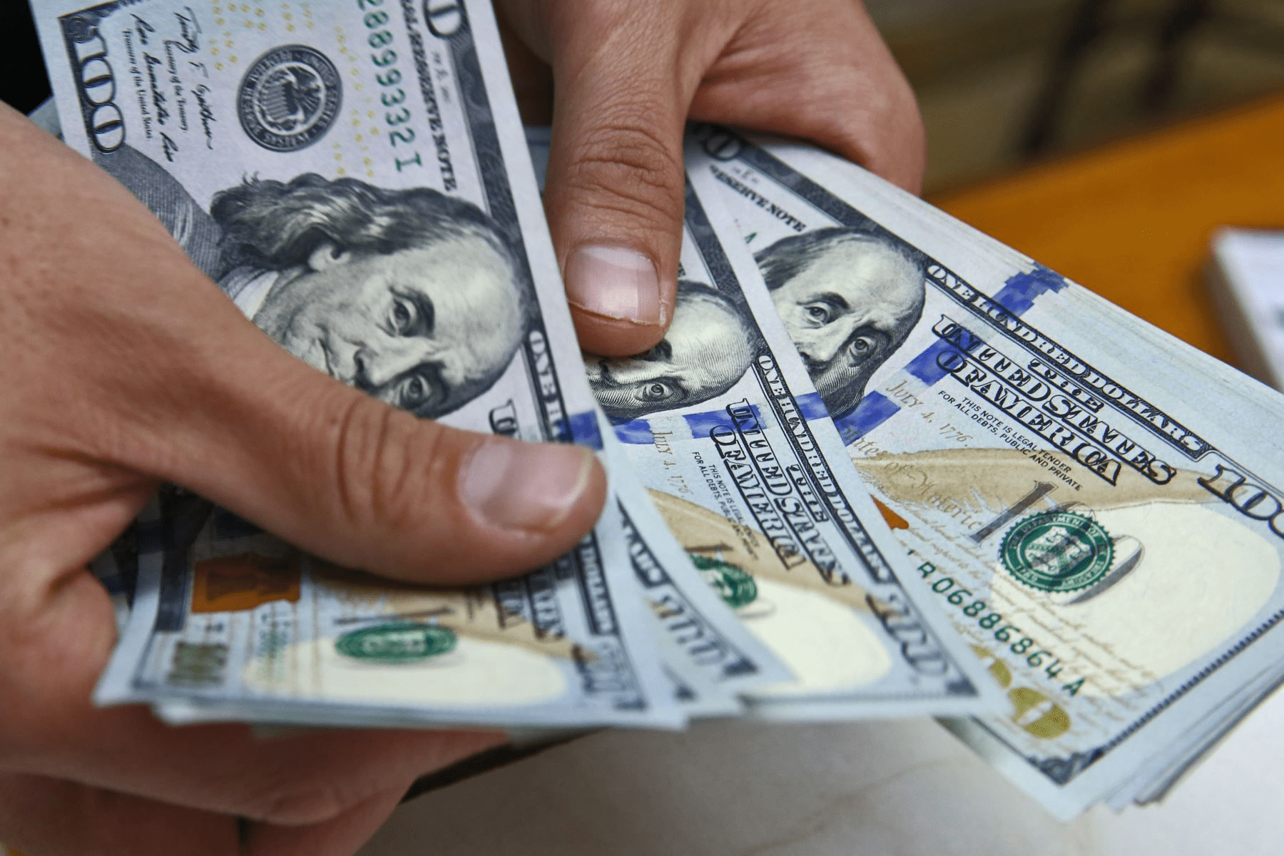 RD recibió más de US$7,000 MM en remesas en primeros ocho meses del 2024