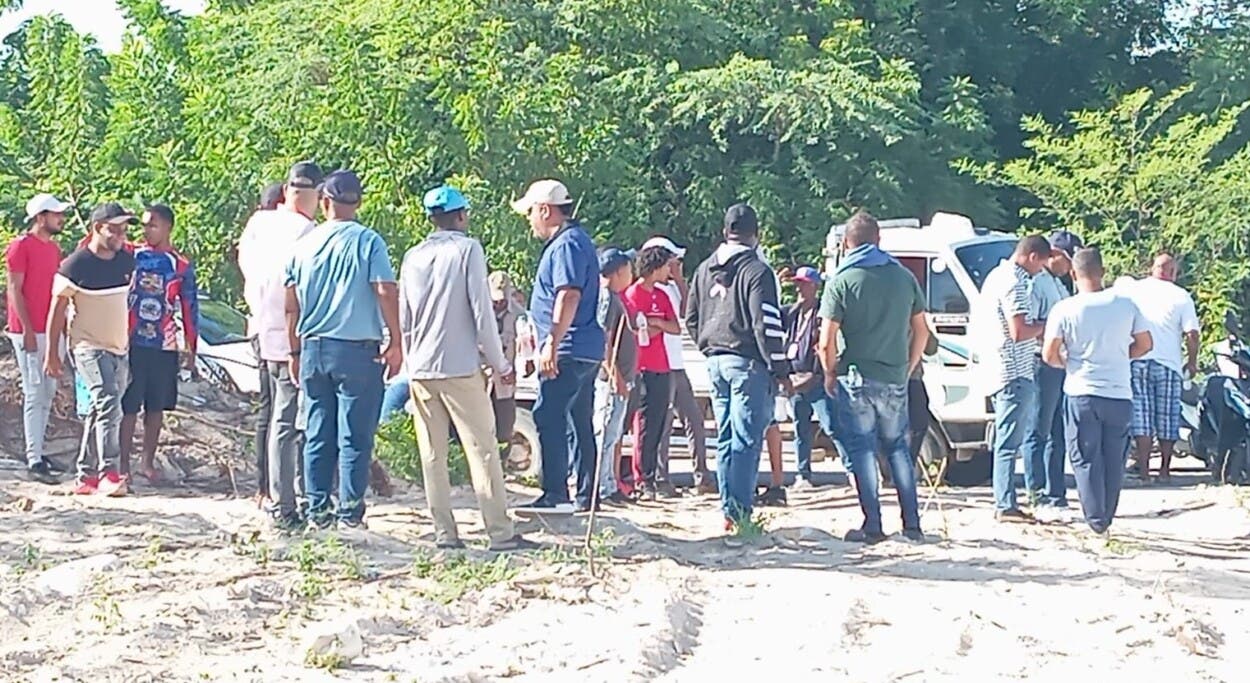 Comerciantes de Pedernales paralizan mercado en protesta por competencia de Jimaní