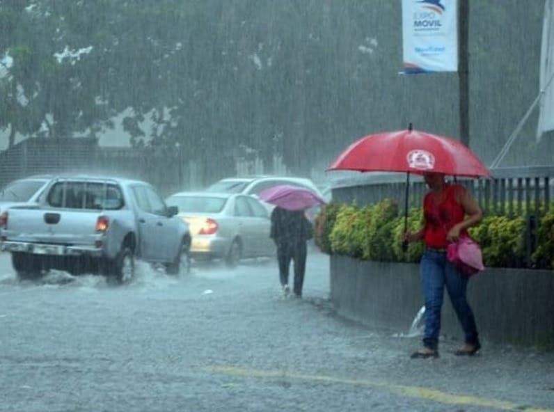 Meteorología pronostica lluvias y emite alertas