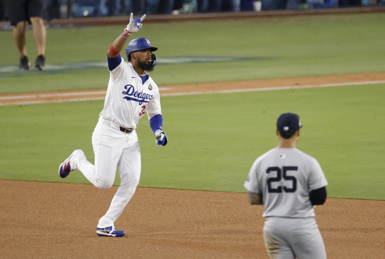 Dodgers vuelven a ganar a Yanquis 4-2, pero viven agonía por posible lesión de Ohtani