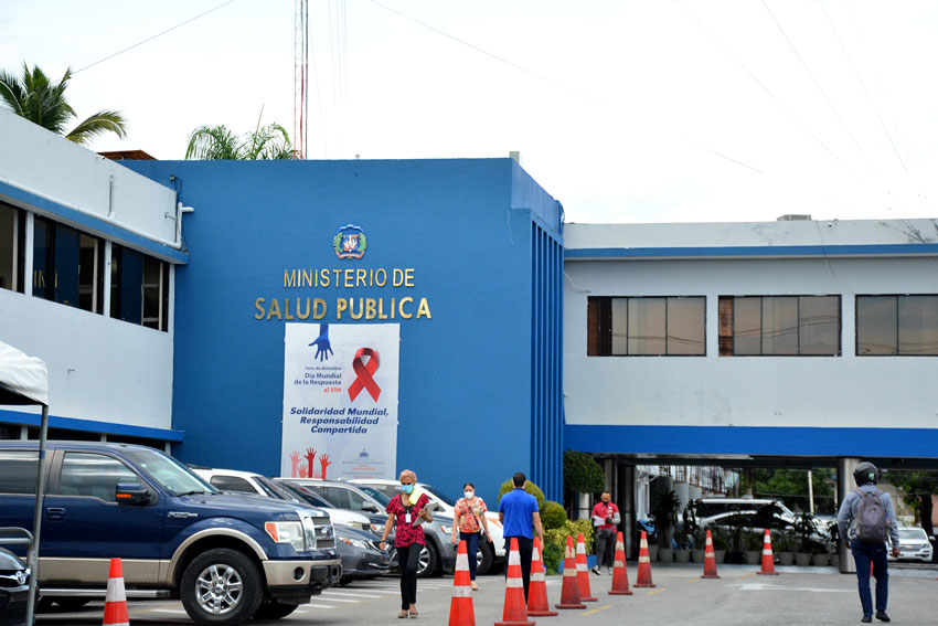 Ministerio de Salud pide a la población reforzar medidas preventivas ante afecciones respiratorias estacionales