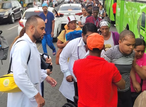 Cruz Jiminián y Hospital El Buen Samaritano inician jornada cirugía de hidrocefalia