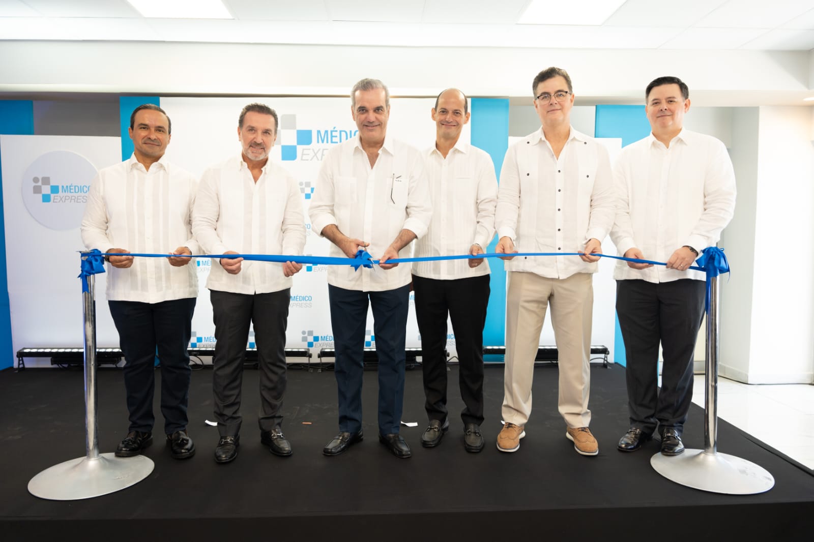 Inauguran moderno centro de salud en San Isidro