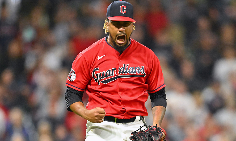 Clase encabeza el dominante bullpen de los Guardianes