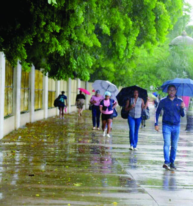 Vaguada provocará más lluvias este viernes