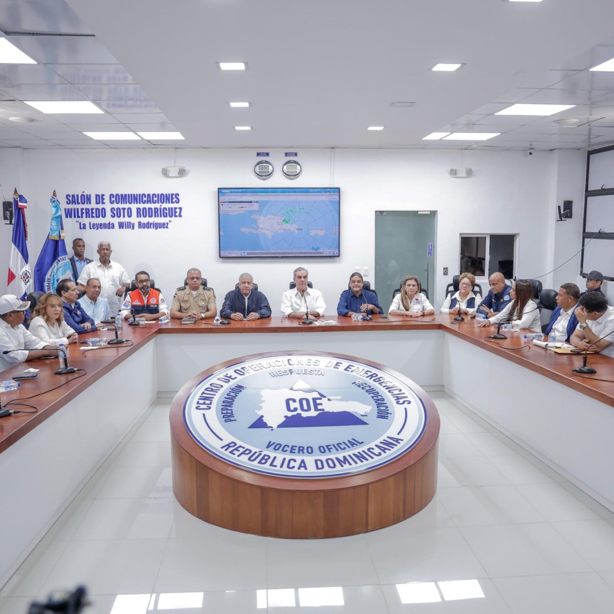 El país en alerta por el anuncio de fuertes aguaceros; activan plan de contingencia y llaman a la prudencia