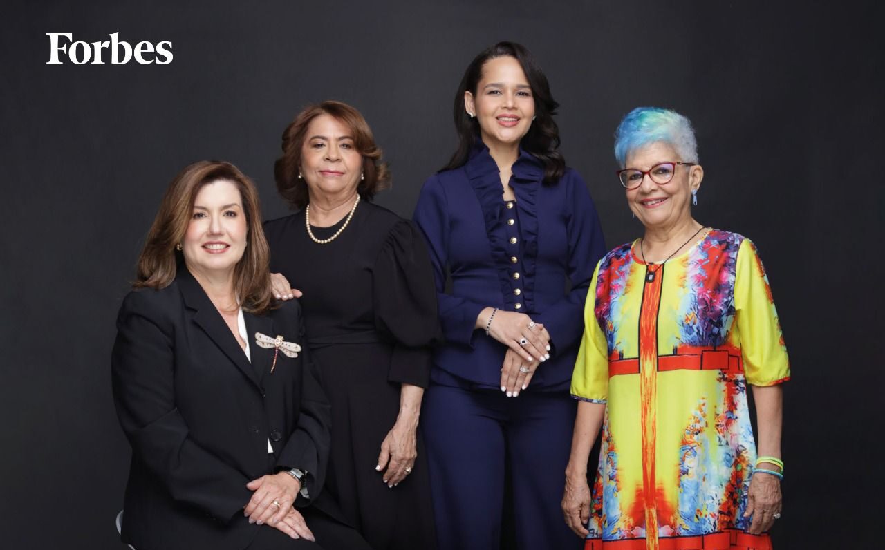 Dra. Amny Acosta Then, entre las 50 Mujeres Más Poderosas de República Dominicana