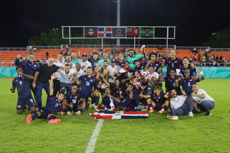 RD clasifica a Copa Oro de fútbol con 4 goles de Romero