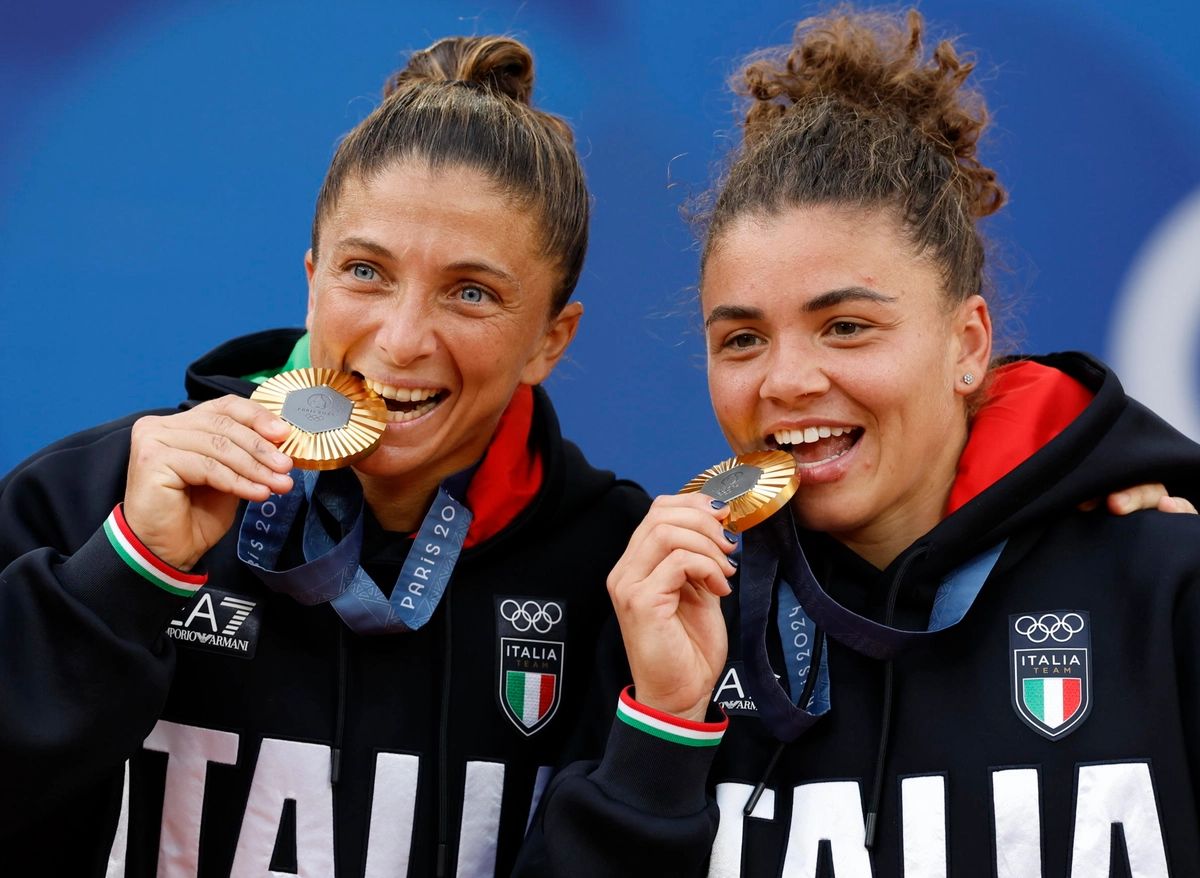 El oro olímpico lleva a Italia a la final de la Copa Billie Jean King