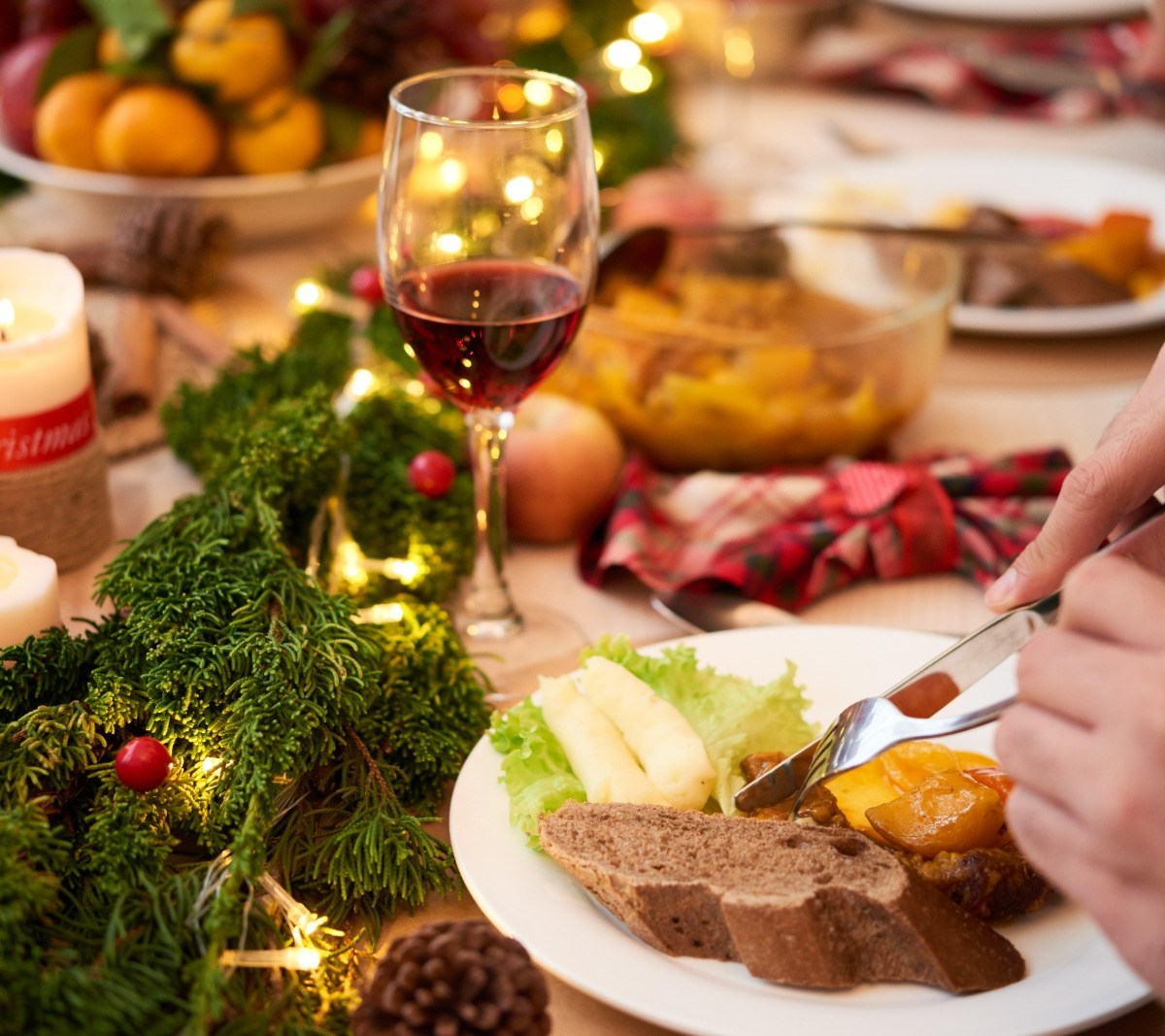 «Disfrutar de la comida festiva sin descuidar la salud, sí es posible», afirma especialista 