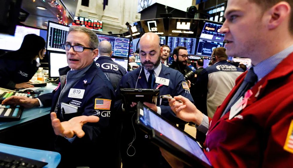 Wall Street abre en verde y el Dow Jones sube 0,24%