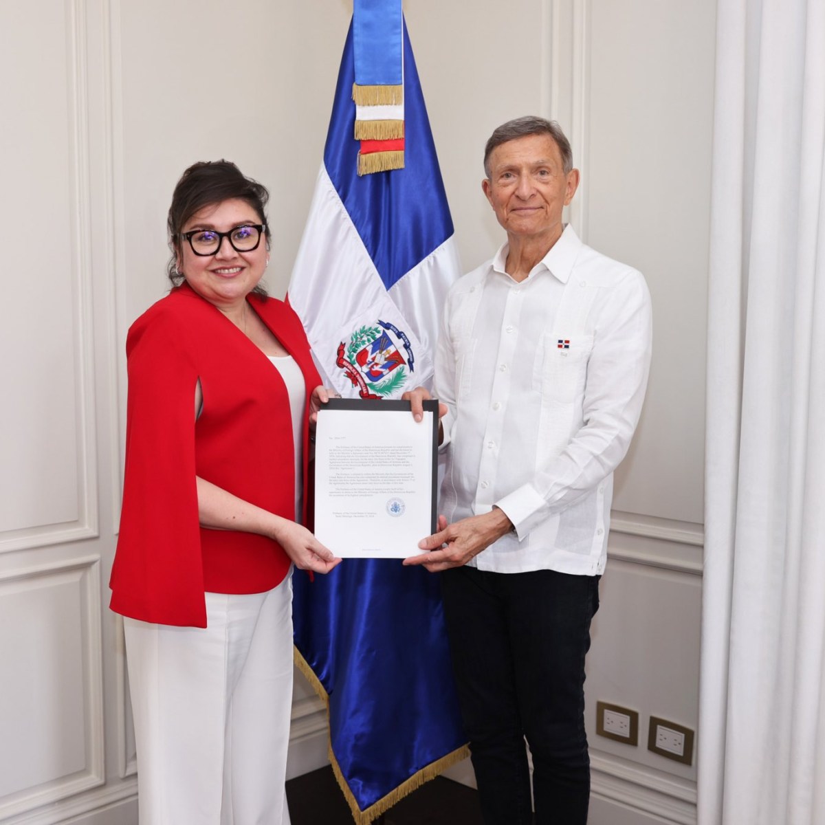 RD recibe de manera formal certificación de Cielos Abiertos con EE.UU.