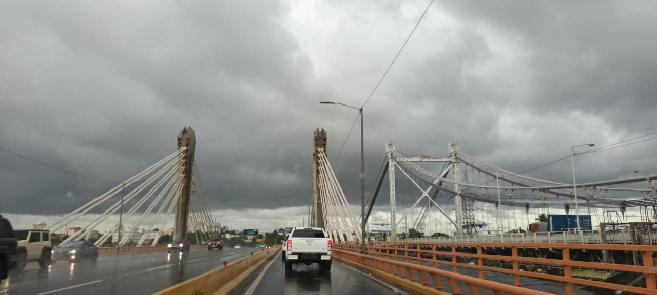 Meteorología prevé lluvias aisladas para este sábado