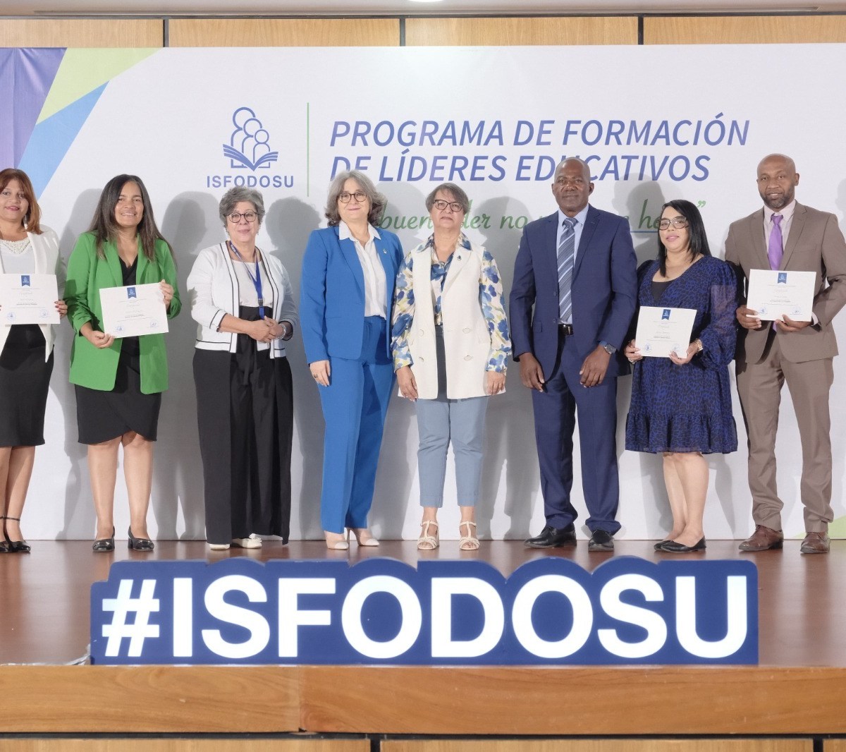 Isfodosu certifica 1,193 directores y coordinadores del Diplomado en Liderazgo Pedagógico