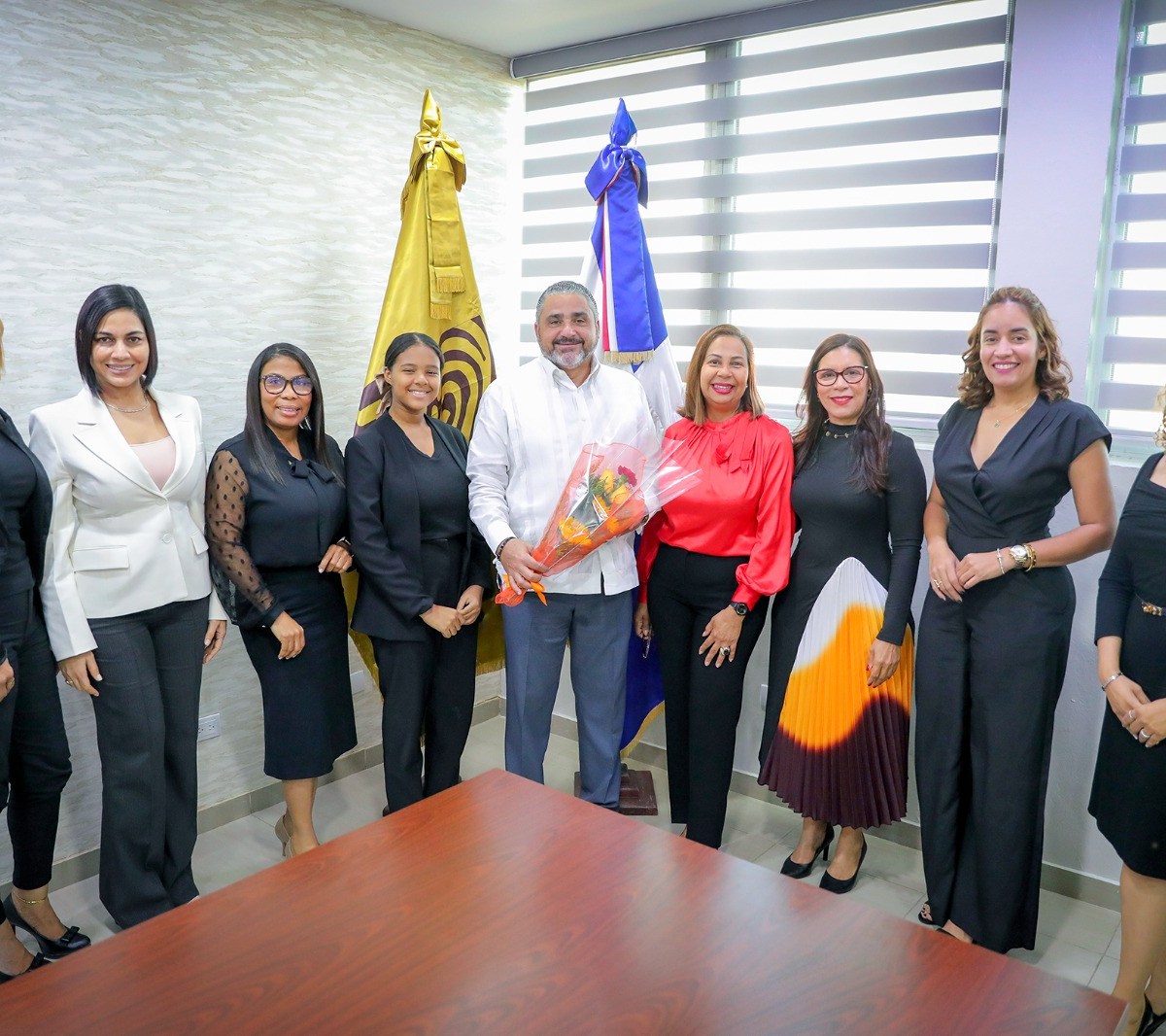 JCE recibe representantes del Colectivo Femenino Internacional para la Democracia