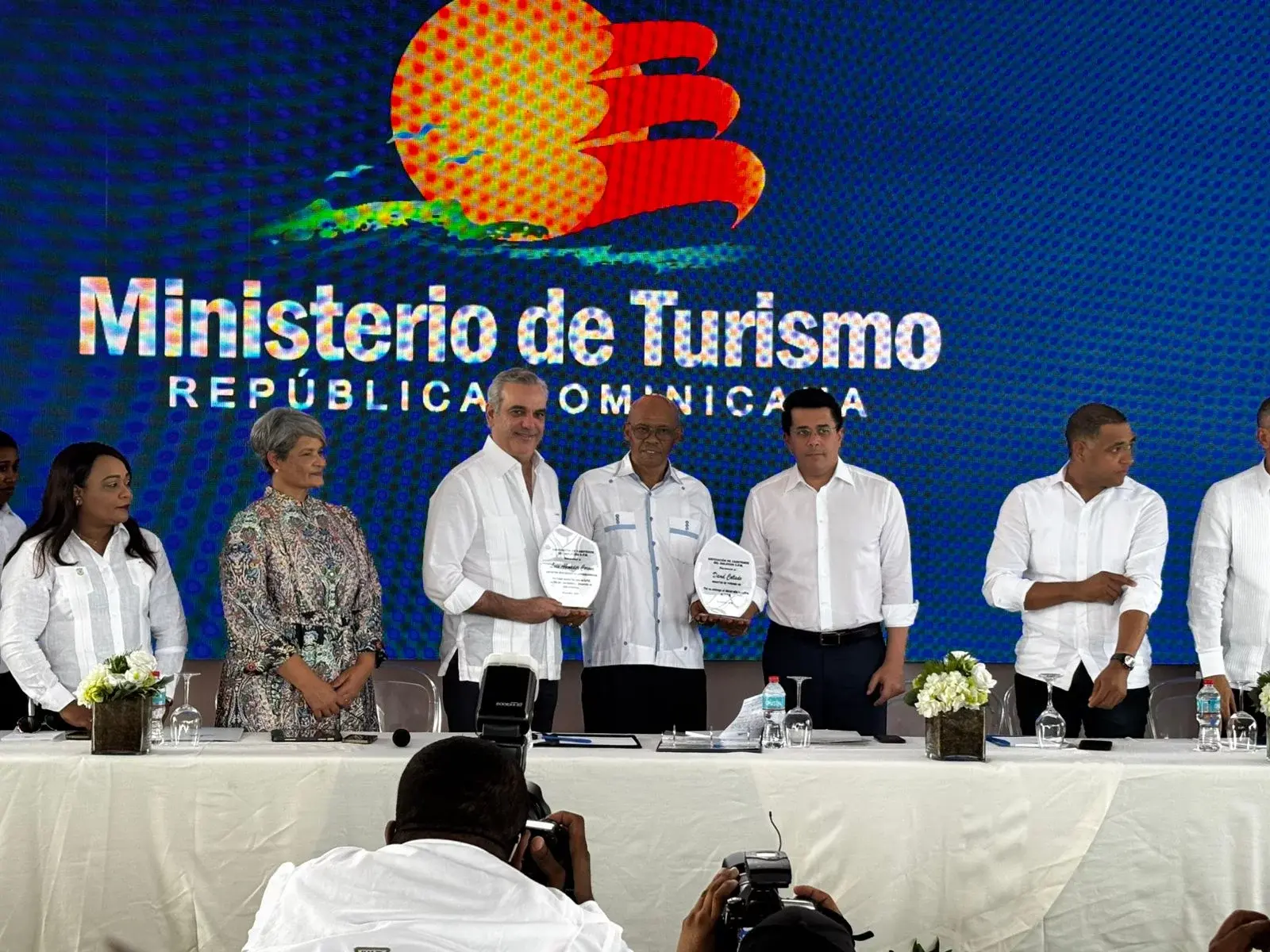 Inauguran remozamiento del malecón de San Pedro de Macorís