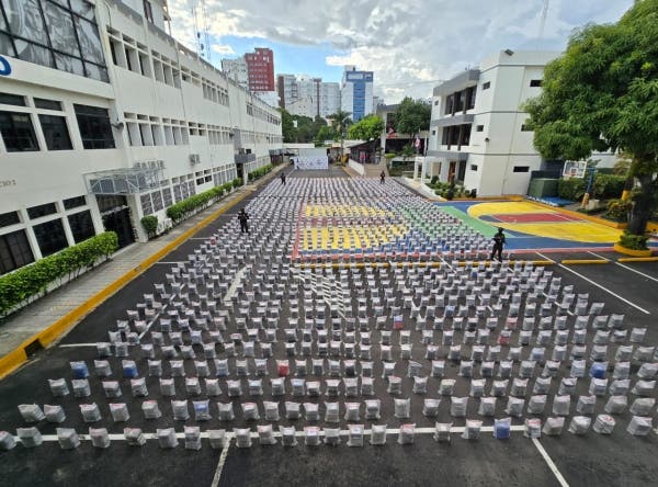 «Nadie» sabe «nada» sobre la procedencia del millonario cargamento de cocaína incautado en Puerto Caucedo