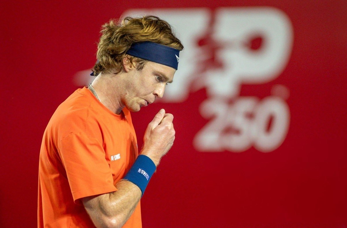 Rublev no puede con Marozsan y se despide de Hong Kong sin poder revalidar el título