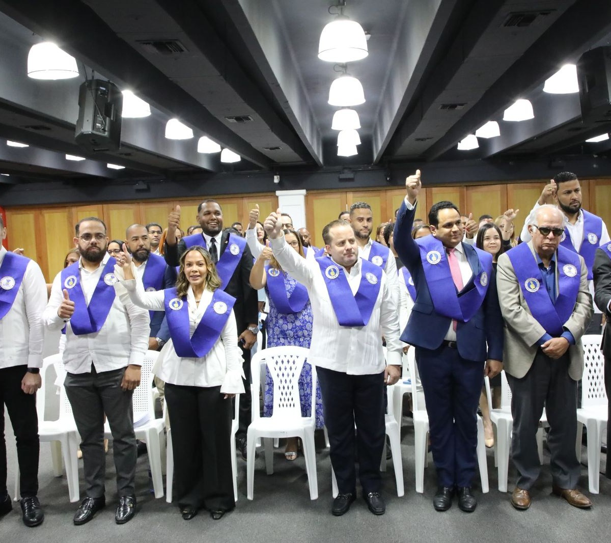 Escuela de Formación Política del PRM realiza su primera graduación ordinaria